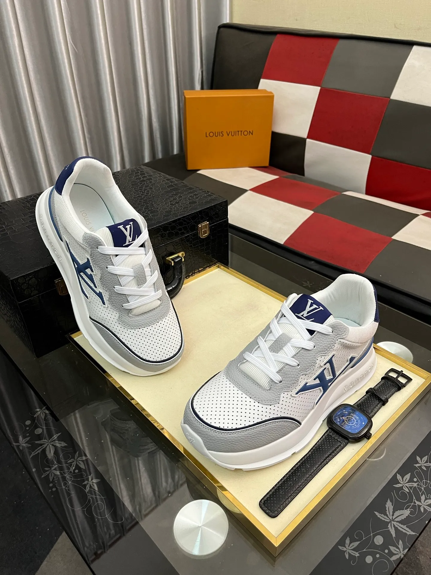 Men's shoes 💰458⌚️⌚️[Louis Vuitton LV] Dad shoes are popular casual sports shoes with outsole, breathable and comfortable, easy to walk, trendy men's versatile fly woven epoxy with ➕leather lining➕Gucci's popular original outsole, sports and running style, super comfortable. Code number 38-44